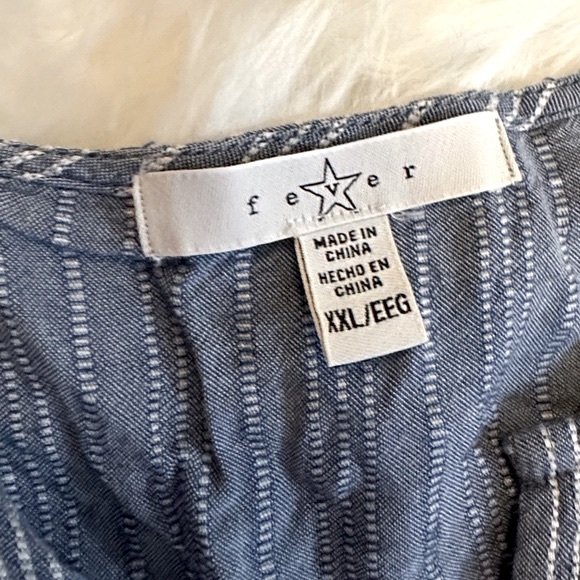 Chambray top with white stripes - Picture 2 of 6